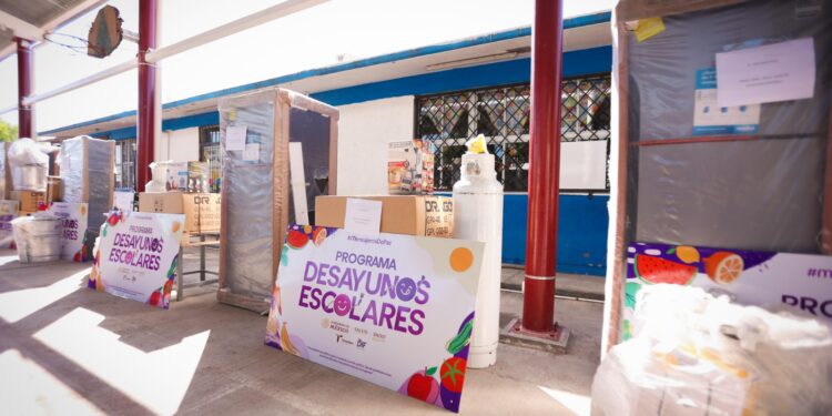 Equipa DIF Tamaulipas a desayunadores escolares y comedores comunitarios del estado