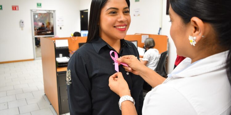 Se suma SSPT al “Mes Rosa” con acciones de prevención y detección temprana del cáncer de mama