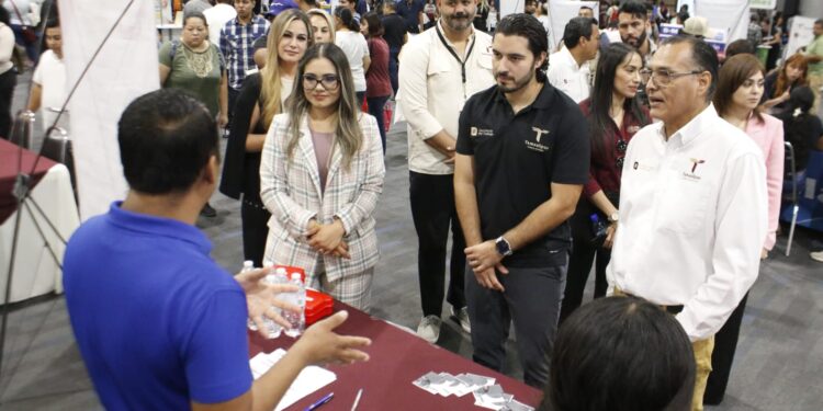 Más de mil personas asistieron a la Feria del Empleo Reynosa 2024 organizada por la Secretaría del Trabajo