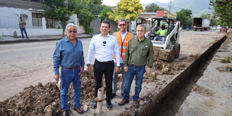 Supervisa Lalo Gattás obra hidráulica en la M. Alemán