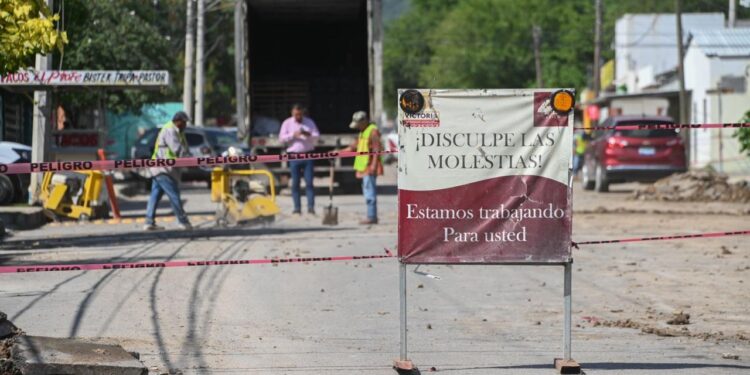Supervisa Lalo Gattás obra hidráulica en la M. Alemán