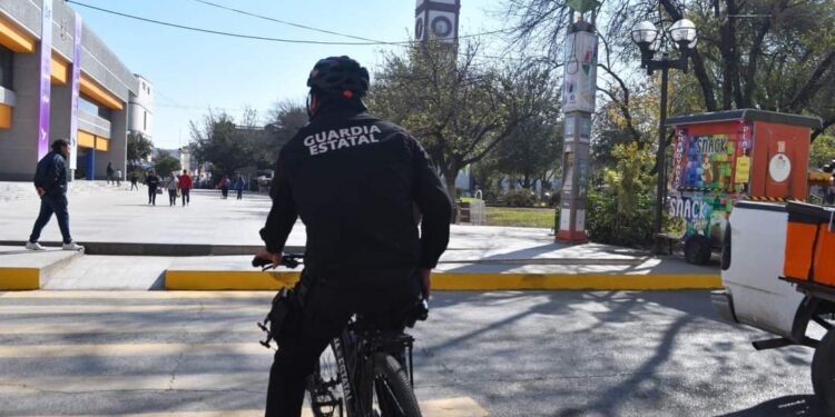 Brinda agrupamiento ciclista de la Guardia Estatal vigilancia en zonas peatonales, comerciales y turísticas