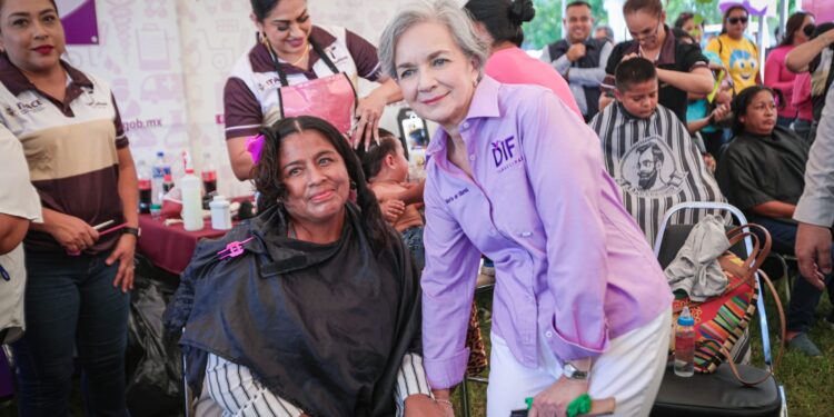 Llevan Américo y María la brigada “Transformando Familias” a San Fernando