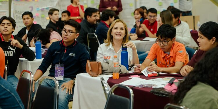 Realiza Economía «Maratón Emprende y Transforma»