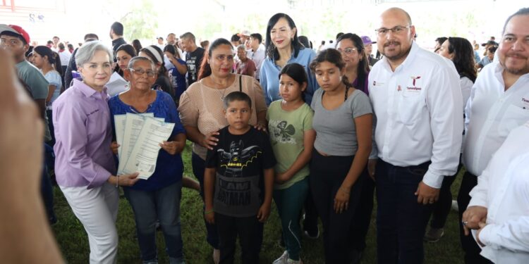 Acercaron servicios y asesorías gratuitas en la brigada “Transformando Familias” en San Fernando