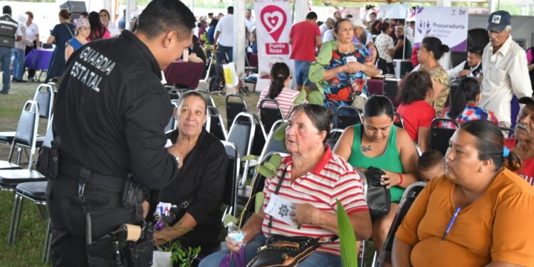 Participa SSPT en brigada “Transformando Familias” en Miguel Alemán