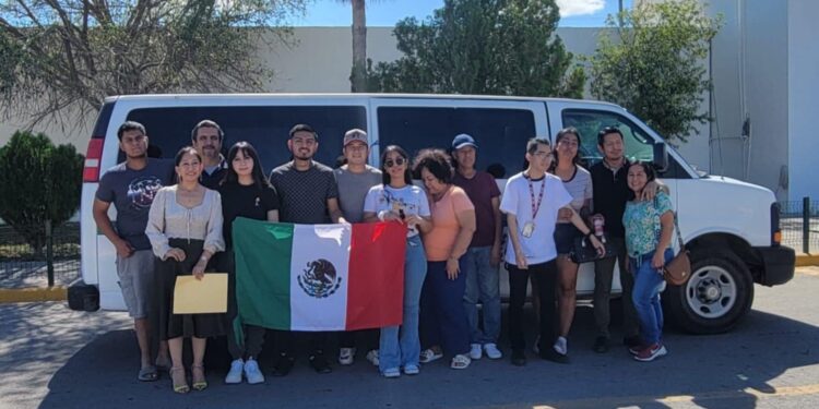 Viajan estudiantes de la Universidad Tecnológica de Nuevo Laredo a Chile para hacer pasantía técnica