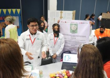 Presentarán alumnos del CONALEP innovador proyecto de suplemento digestivo en Colombia