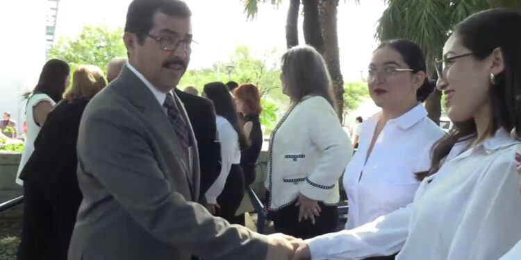 Consolida la UAT formación de ingenieros y científicos