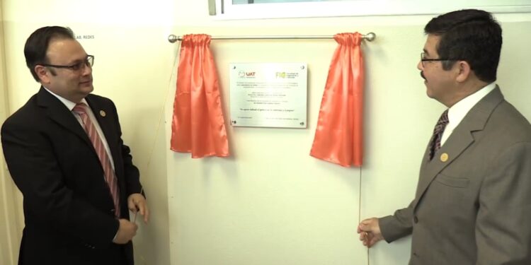 Consolida la UAT formación de ingenieros y científicos