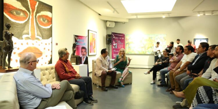 Presentan libro sobre tamaulipecos destacados en el marco del  XXII Festival en la Costa del Seno Mexicano