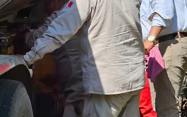 Fuga de hidrocarburo en Eje Vial y libramiento Naciones Unidas