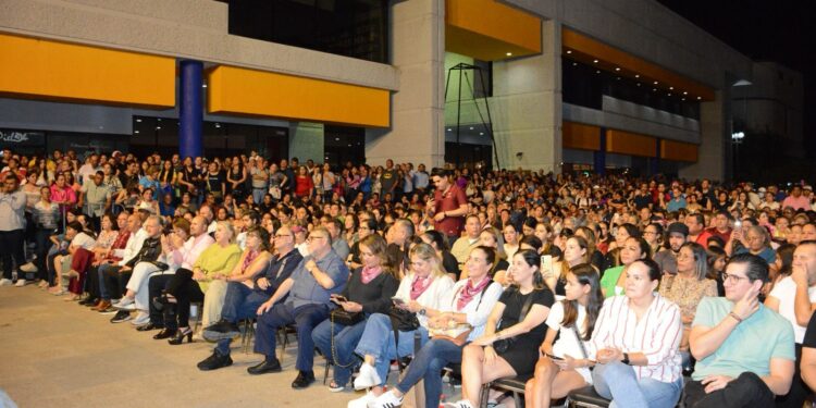 Bajan telón del XXII Festival Internacional en la Costa del Seno Mexicano