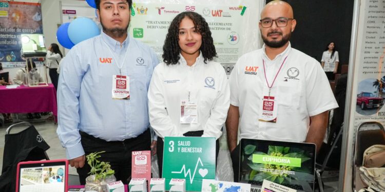 Estudiantes de la UAT destacan en el certamen estatal de creatividad e innovación