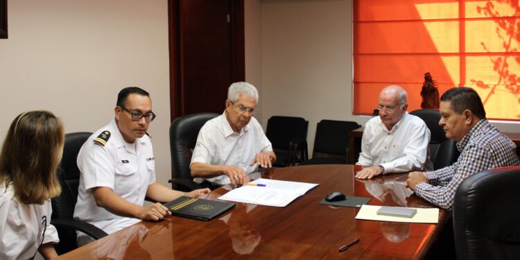 Dona Gobierno de Tamaulipas terreno a la Secretaría de Marina