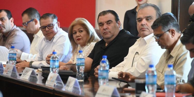 Instalan Estado y Municipio Comité Municipal de Salud