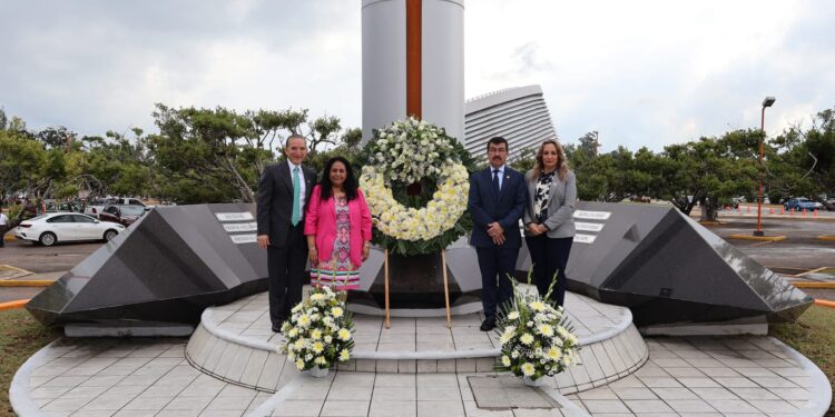 Da el rector comienzo a la agenda de eventos por el 75 aniversario de la UAT