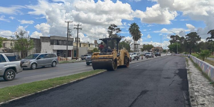 Rehabilita Obras Públicas principales avenidas en Matamoros