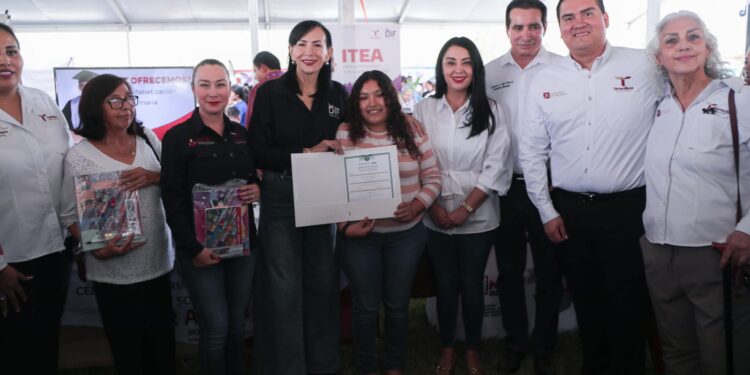 Atiende DIF Tamaulipas a familias de Valle Hermoso a través de la brigada “Transformando Familias”