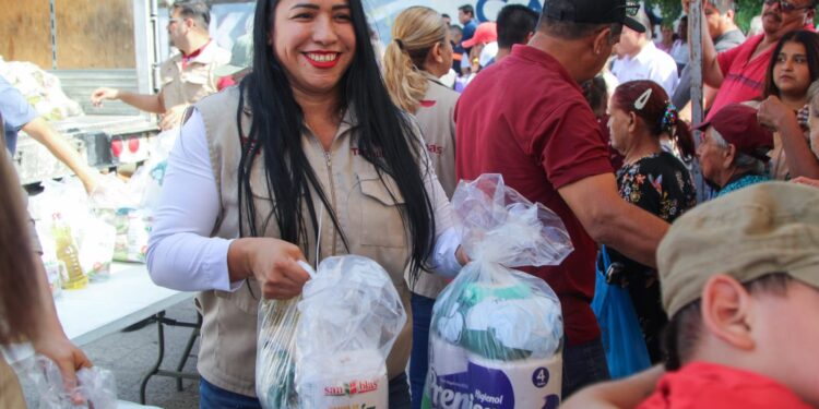 Atiende DIF Tamaulipas a familias de Valle Hermoso a través de la brigada “Transformando Familias”