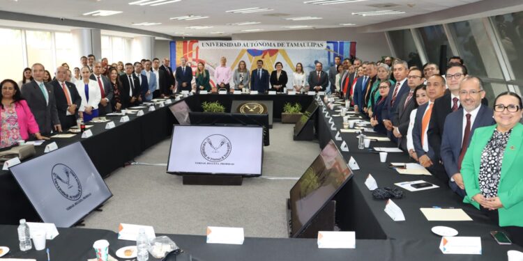 Se suma la UAT al Sistema de Evaluación y Acreditación de la Educación Superior