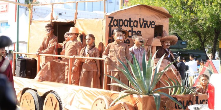 Encabeza Américo Villarreal desfile por el 114 Aniversario del Inicio de la Revolución Mexicana