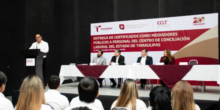 Entregan certificados como mediadores públicos a personal del Centro de Conciliación Laboral de Tamaulipas