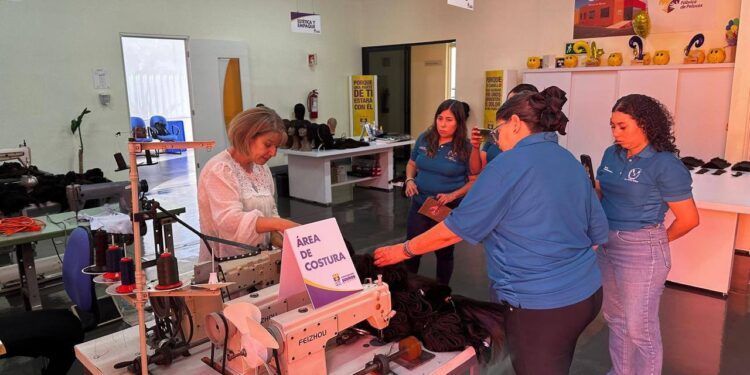 Prepa 3 de la UAT dona 521 trenzas para la fabricación de pelucas oncológicas