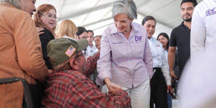 Lleva María de Villarreal apoyos y servicios a las familias de Ocampo