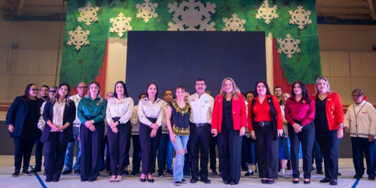 Celebra Familia UAT festival navideño en el Campus Victoria