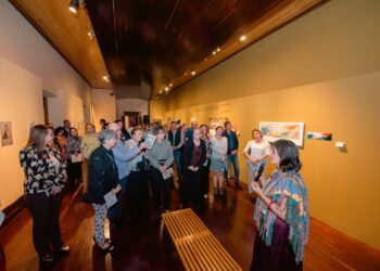 Inauguran con éxito exposición de José Reyes Meza