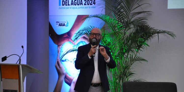 Participa secretario de Recursos Hidráulicos en 1er Foro Metropolitano del Agua 2024