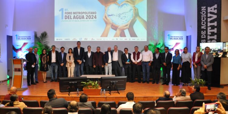 Participa secretario de Recursos Hidráulicos en 1er Foro Metropolitano del Agua 2024