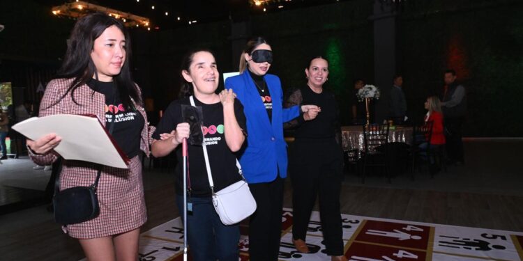 Convoca Lucy de Gattás a promover la inclusión de personas con discapacidad