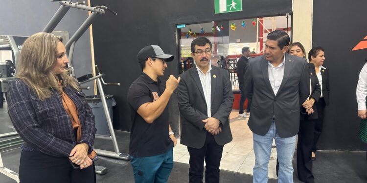 Refuerza la UAT vinculación social de los gimnasios multidisciplinarios