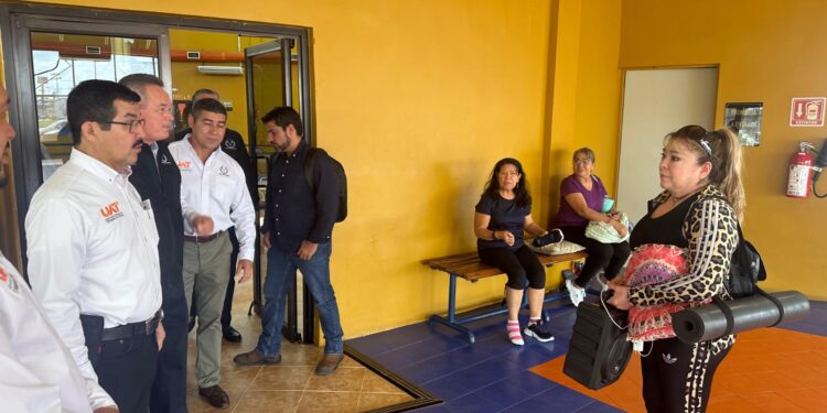 Refuerza la UAT vinculación social de los gimnasios multidisciplinarios