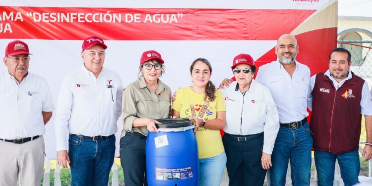 Entrega SEBIEN dispositivos de filtración de agua en Altamira