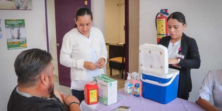 Aplica DIF Victoria 398 vacunas contra enfermedades virales