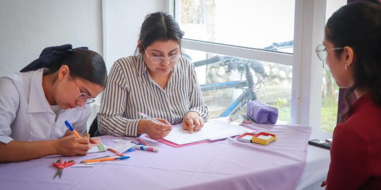 Aplica DIF Victoria 398 vacunas contra enfermedades virales