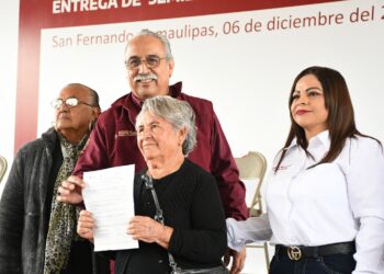 Reciben productores agrícolas de la zona norte de Tamaulipas semilla de sorgo y diésel