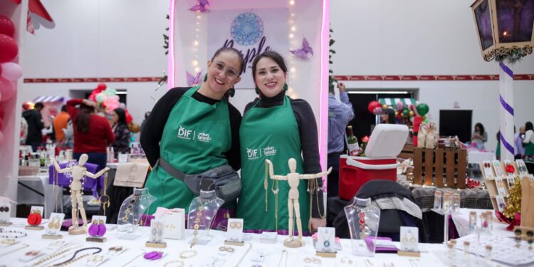 Inaugura María de Villarreal el tercer bazar navideño “Un DIFciembre para Recordar”