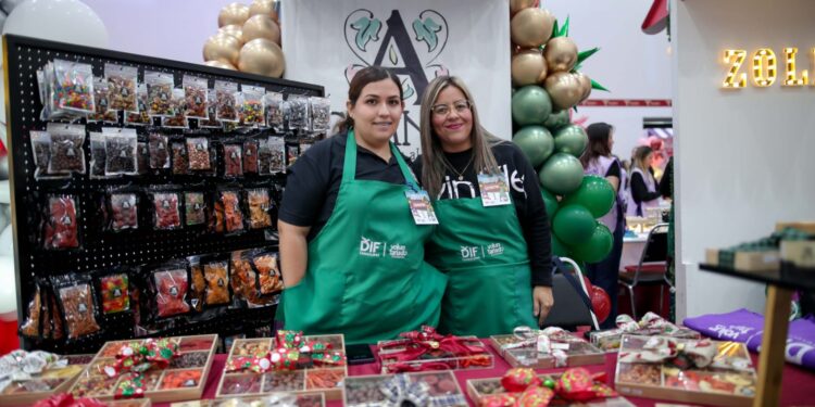 Inaugura María de Villarreal el tercer bazar navideño “Un DIFciembre para Recordar”