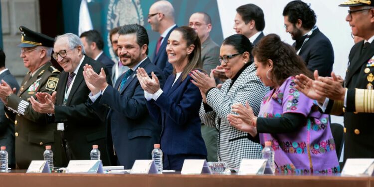 PRESIDENTA DE MÉXICO RESALTA PRIORIDADES DEL IMSS: DERECHOS DE TRABAJADORES, IMSS BIENESTAR, CENTROS DE CUIDADO INFANTIL Y PROGRAMA SALUD CASA POR CASA