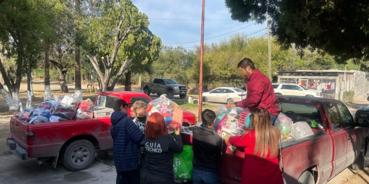 Menores en externamiento llevan donativos a albergue Senda de Vida