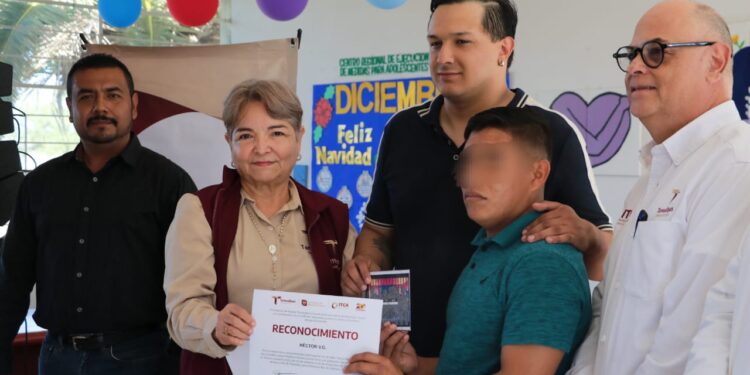 Menores en internamiento presentan álbum con sus composiciones