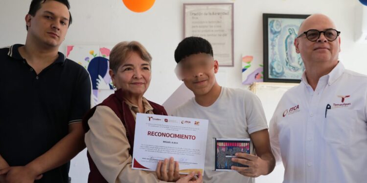 Menores en internamiento presentan álbum con sus composiciones