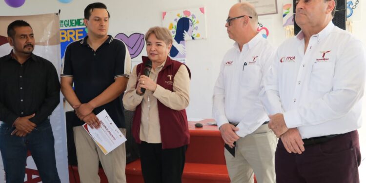 Menores en internamiento presentan álbum con sus composiciones