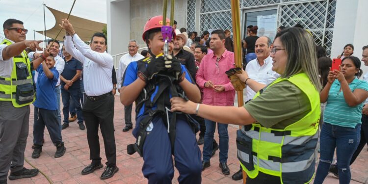Primera Jornada por la Paz en Victoria