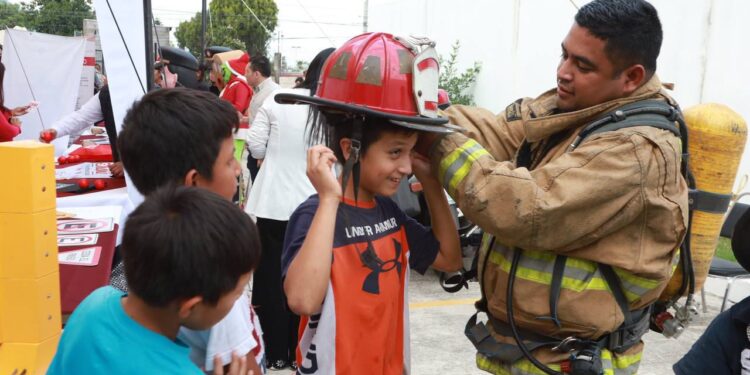 Primera Jornada por la Paz en Victoria