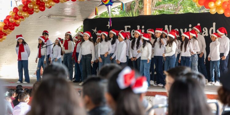 Fomentan en estudiantes el diálogo y la escritura creativa con Maratón por la Lectura